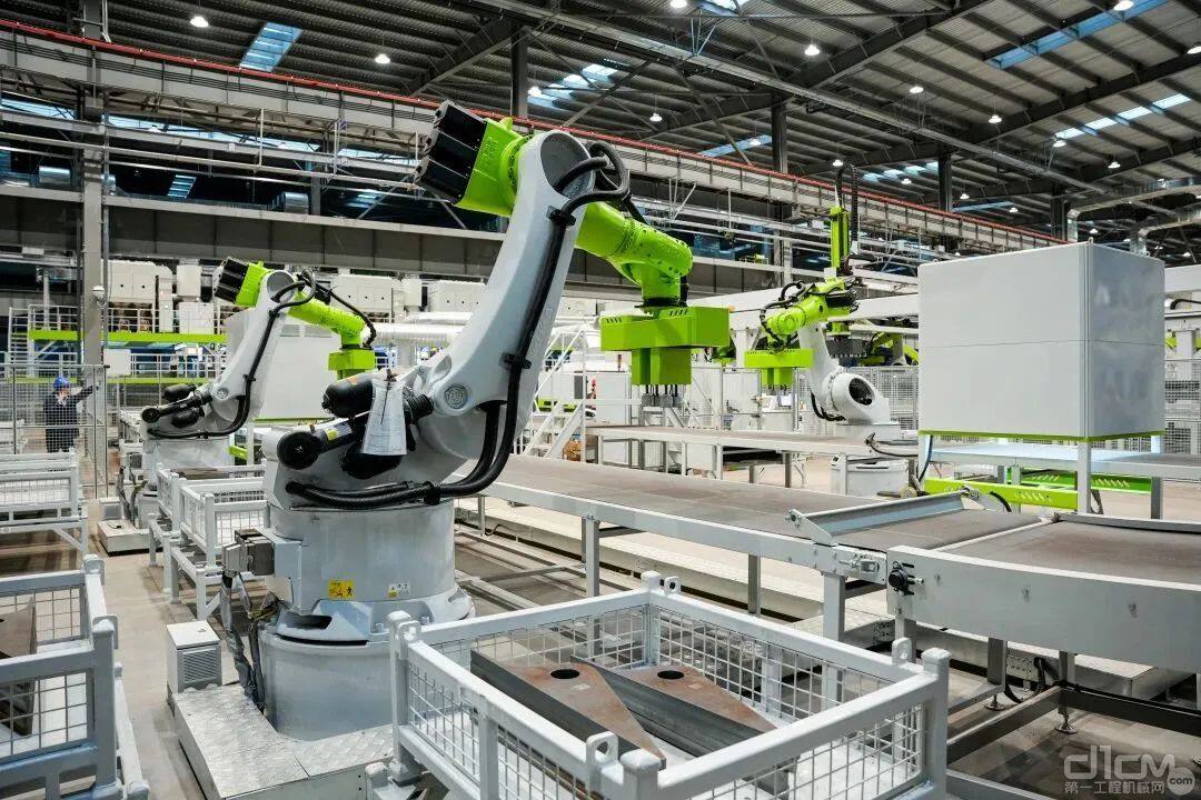 中國(guó)智能制造十大科技進(jìn)展發(fā)布,中聯(lián)重科這個(gè)大型車(chē)間入選_行業(yè)資訊_